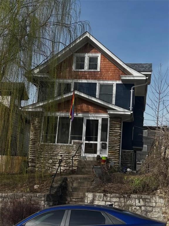 4142 Locust St, Kansas City, MO 64110