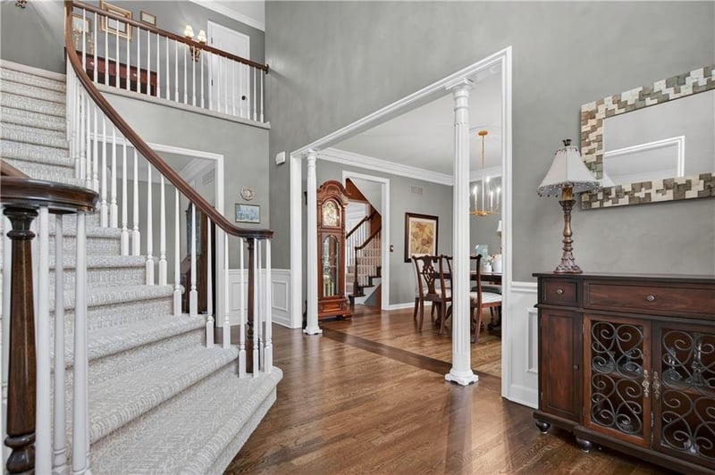 13008 Glenfield St, Leawood, KS 66209