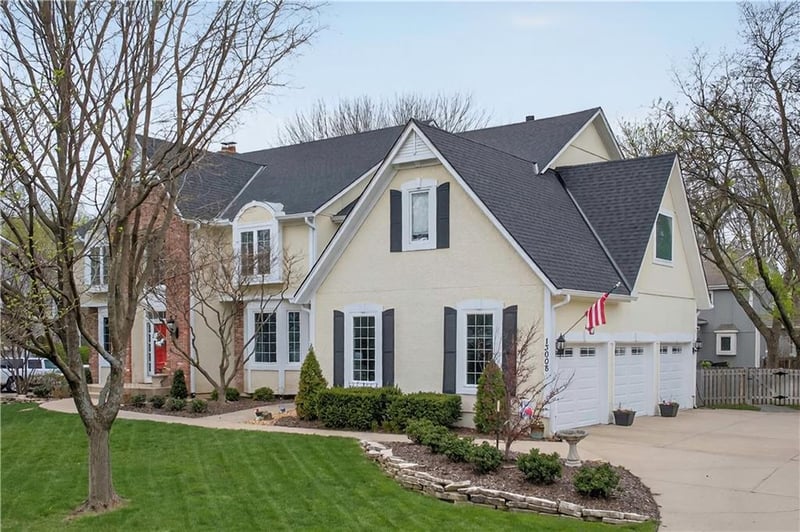13008 Glenfield St, Leawood, KS 66209