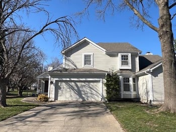 9002 120th Ter, Overland Park, KS 66213