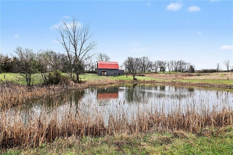 8673 Mo 116 Hw, Gower, MO 64454