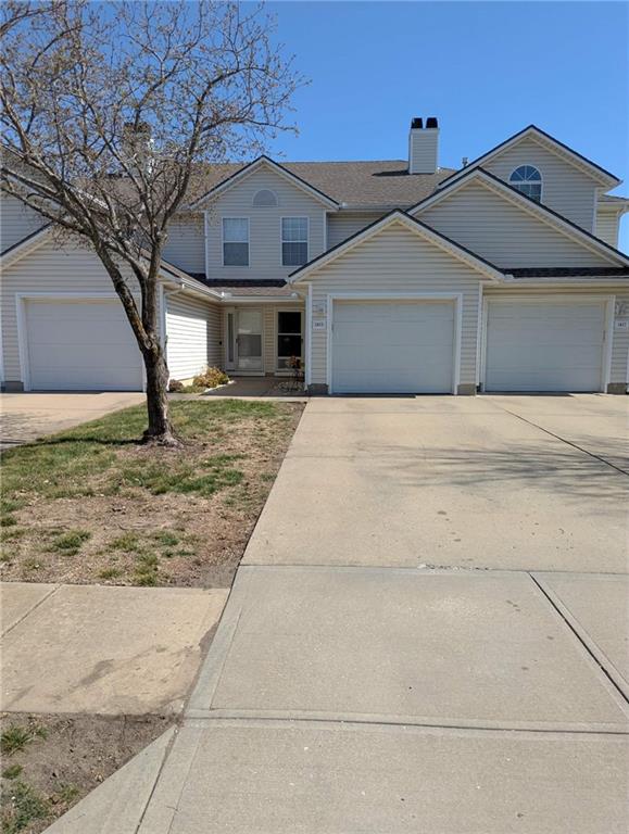 1415 Norwood Dr, Lee's Summit, MO 64086