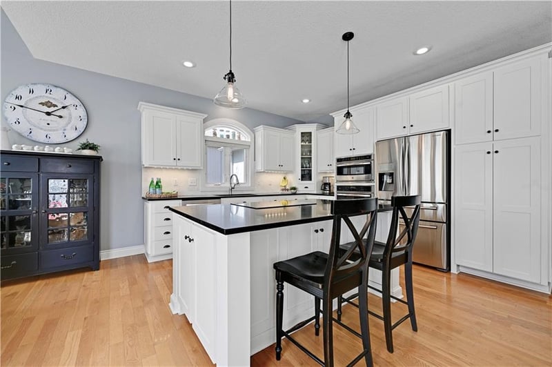 12711 123rd Ter, Overland Park, KS 66213