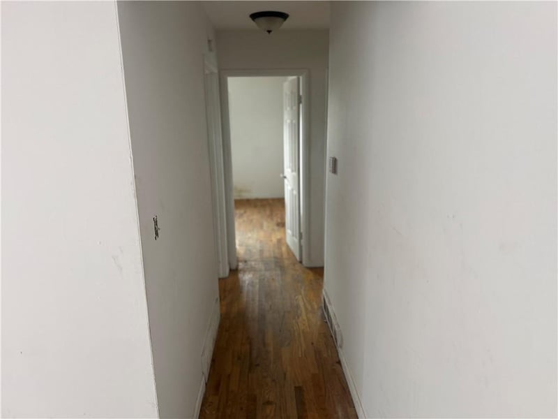 7408 49th Ter, Kansas City, MO 64129