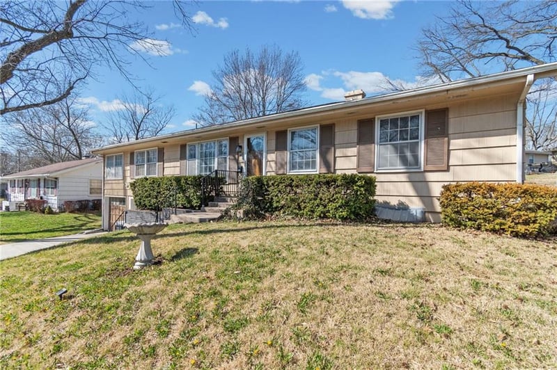 3432 46th St, Kansas City, MO 64117