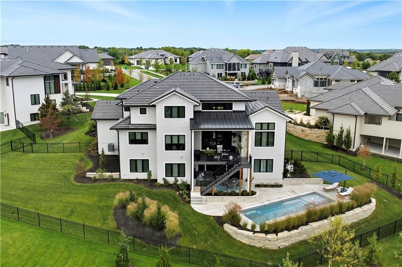 3301 149th St, Overland Park, KS 66224