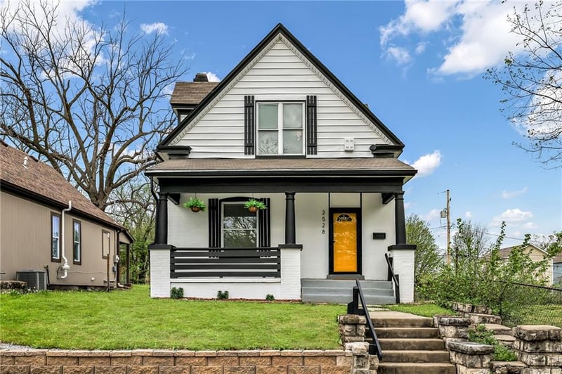 2528 Olive St, Kansas City, MO 64127
