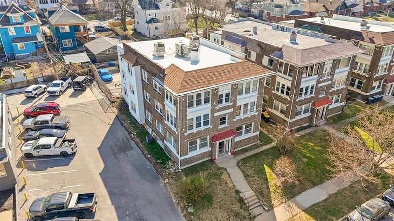 3311 Gillham Rd #2N, Kansas City, MO 64109