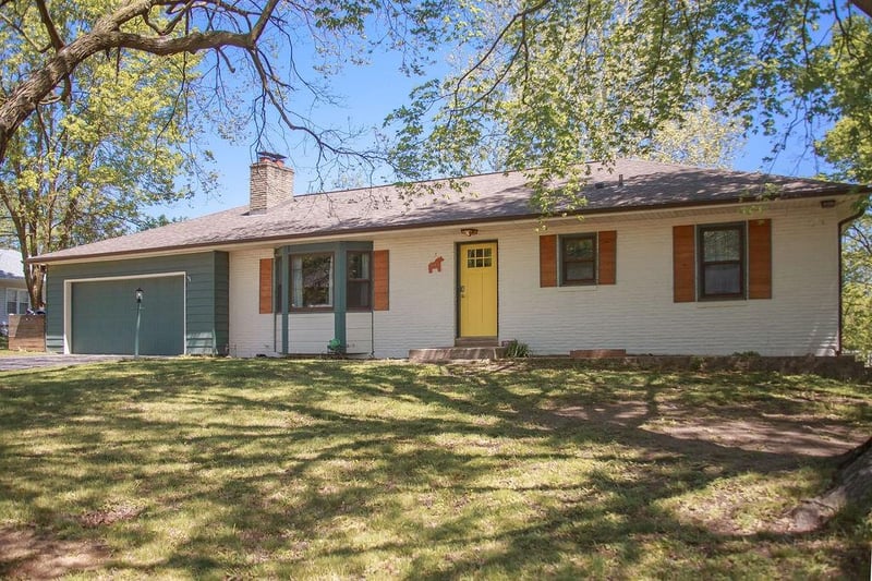 545 Jefferson Cir, Liberty, MO 64068