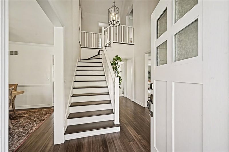 10230 Knox Dr, Overland Park, KS 66212