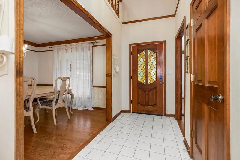 7317 Nevada Ave, Parkville, MO 64152