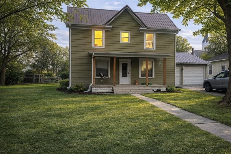 511 Main St, Corder, MO 64021