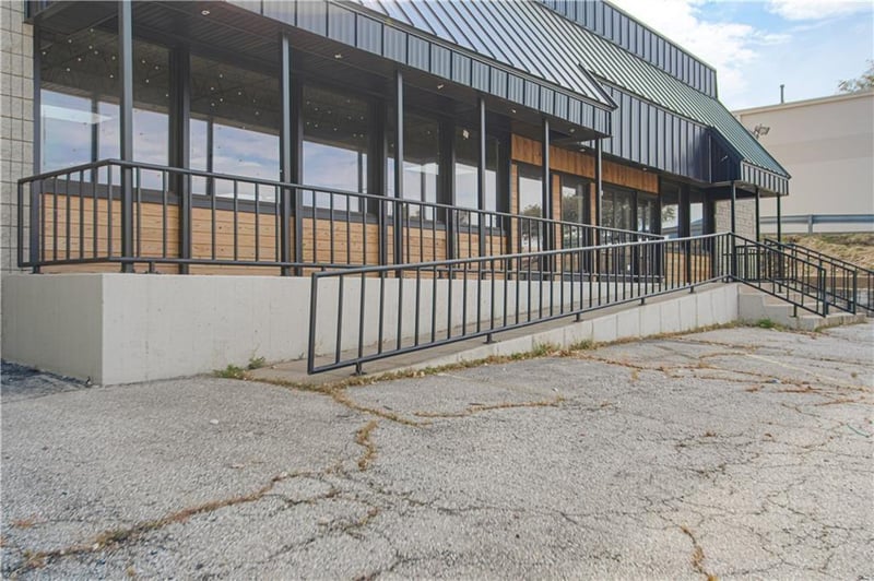 4541 Noland Rd, Independence, MO 64055