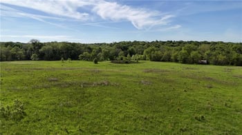 17200 Metcalf Pl, Overland Park, KS 66085