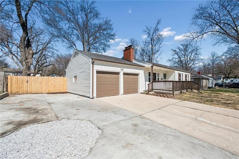11304 48th Ter, Kansas City, MO 64133