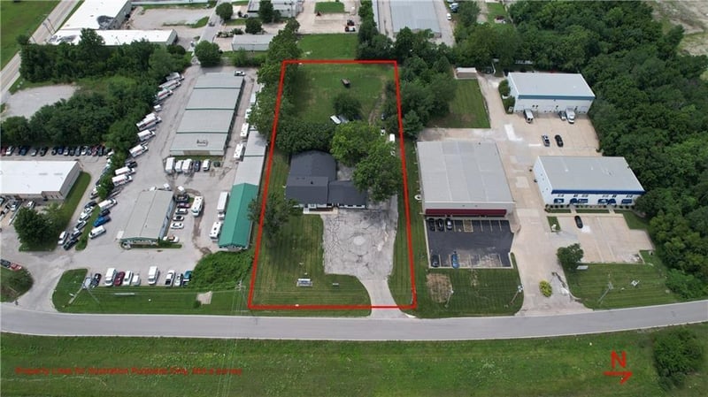 1600 SW Market St, Lee's Summit, MO 64081