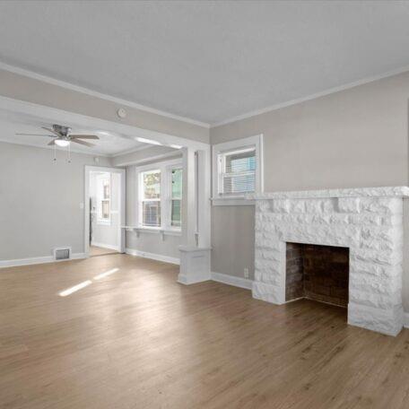 4025 Agnes Ave, Kansas City, MO 64130