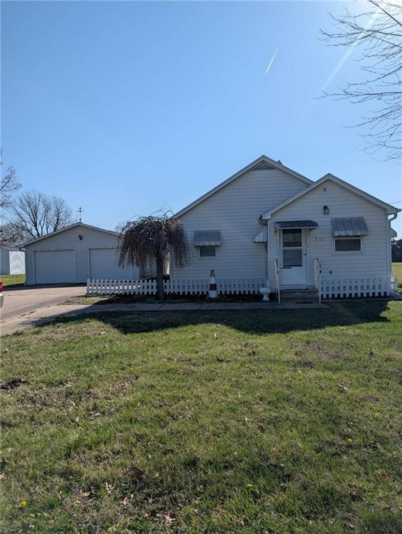 308 Cleveland St, Garnett, KS 66032