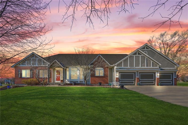 20265 115th Ter, Olathe, KS 66061