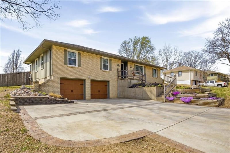 1824 85th St, Kansas City, KS 66112