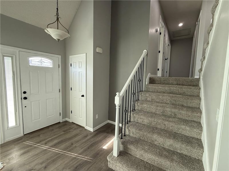 10319 Virginia Ave, Kansas City, MO 64155