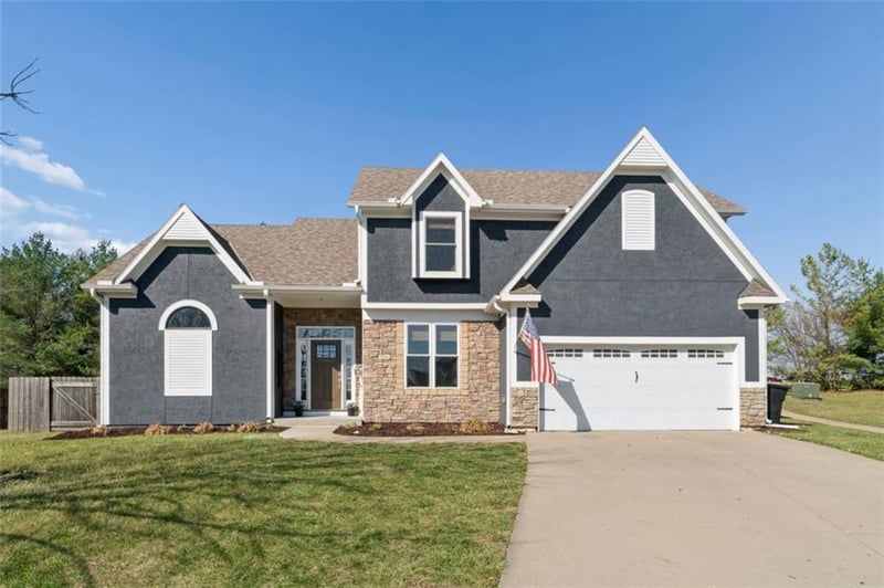 21081 224th St, Spring Hill, KS 66083