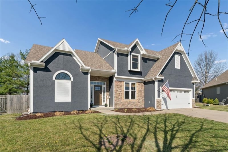 21081 224th St, Spring Hill, KS 66083