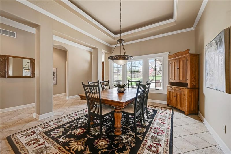16661 Country Club Dr, Loch Lloyd, MO 64012