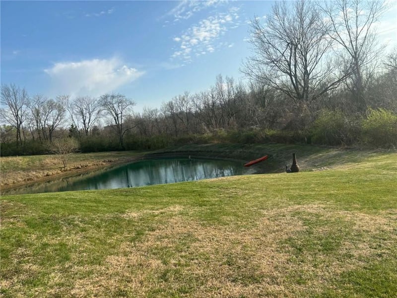 17301 Kentucky Rd, Independence, MO 64058