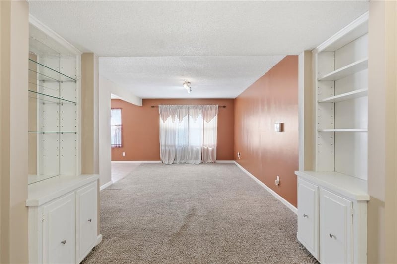 3500 104th St, Kansas City, MO 64137