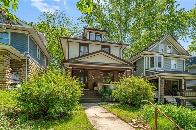 4321 Campbell St, Kansas City, MO 64110