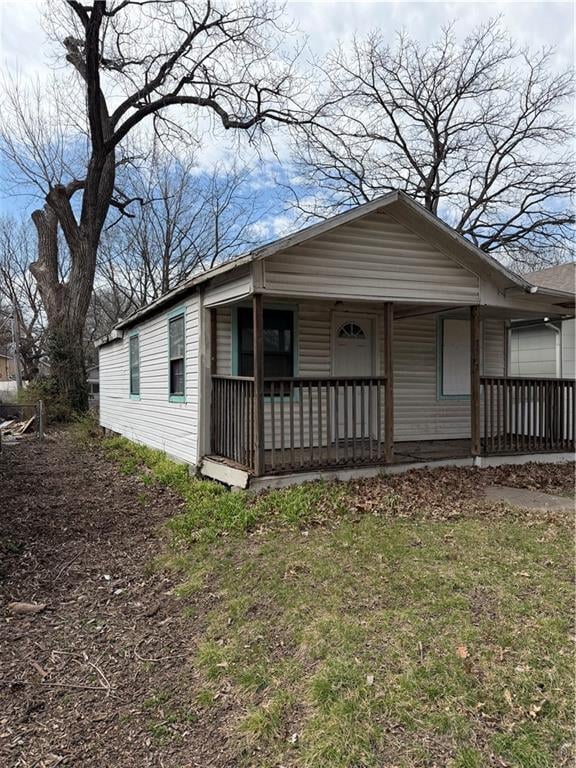 7542 Pennsylvania Ave, Kansas City, MO 64114