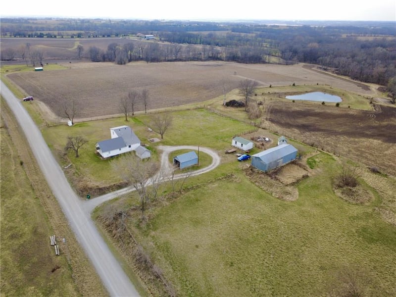 24353 300th St, Jamesport, MO 64648
