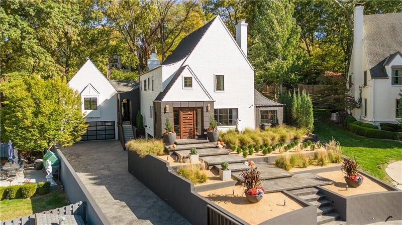 4963 Ward Pw, Kansas City, MO 64112