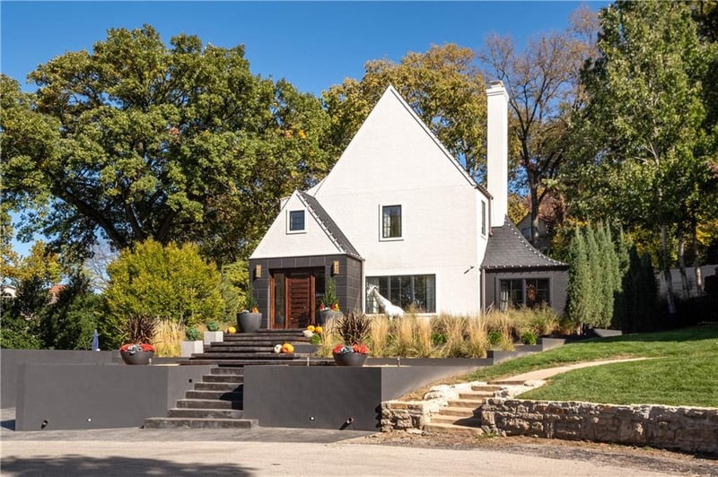 4963 Ward Pw, Kansas City, MO 64112