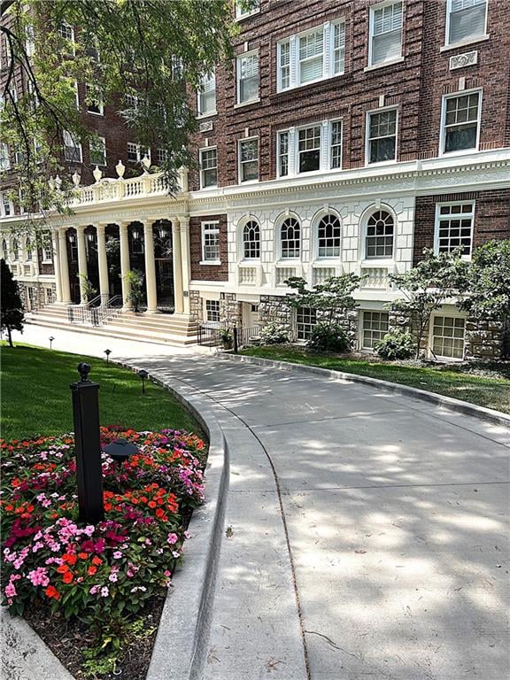 4618 Warwick Blvd #7A, Kansas City, MO 64112