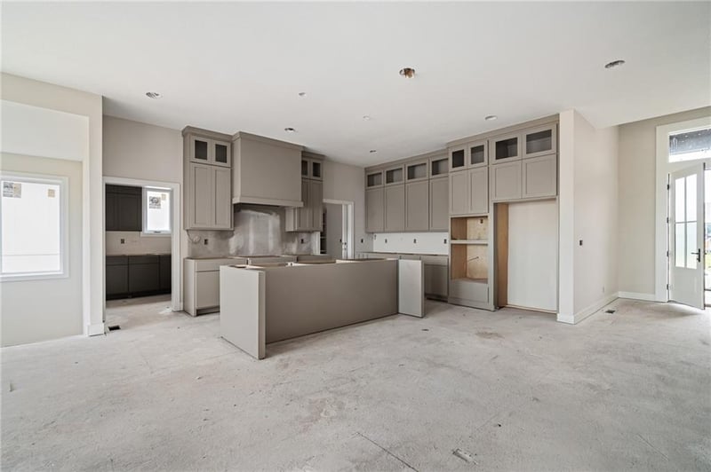 25152 141st Ter, Olathe, KS 66061