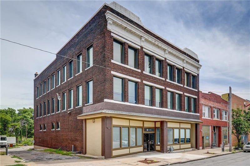 3219 Troost Ave, Kansas City, MO 64109