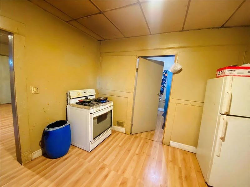 1216 Bunker Ave, Kansas City, KS 66102