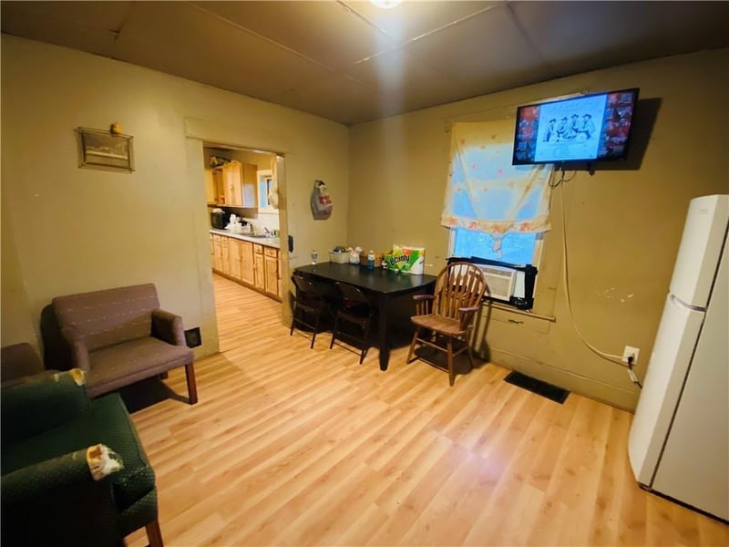 1216 Bunker Ave, Kansas City, KS 66102