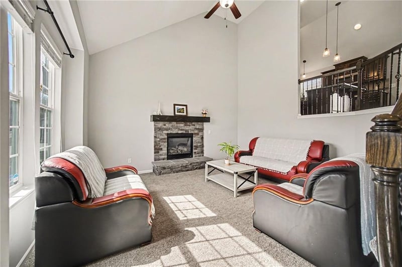 11224 Cernech Rd, Kansas City, KS 66109