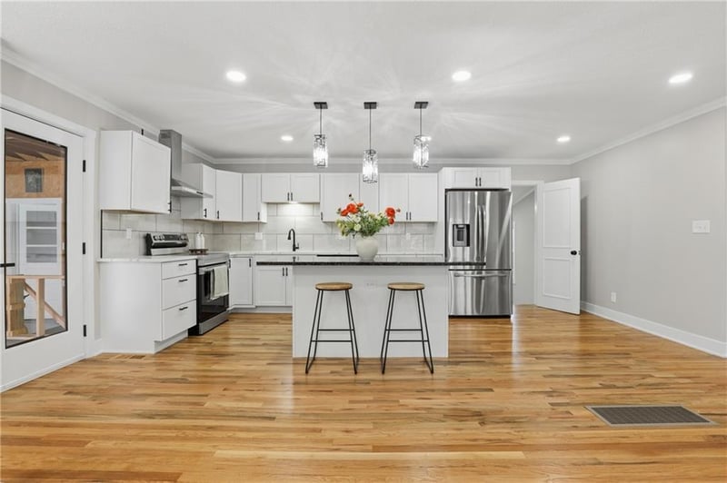 3041 46th St, Kansas City, KS 66106