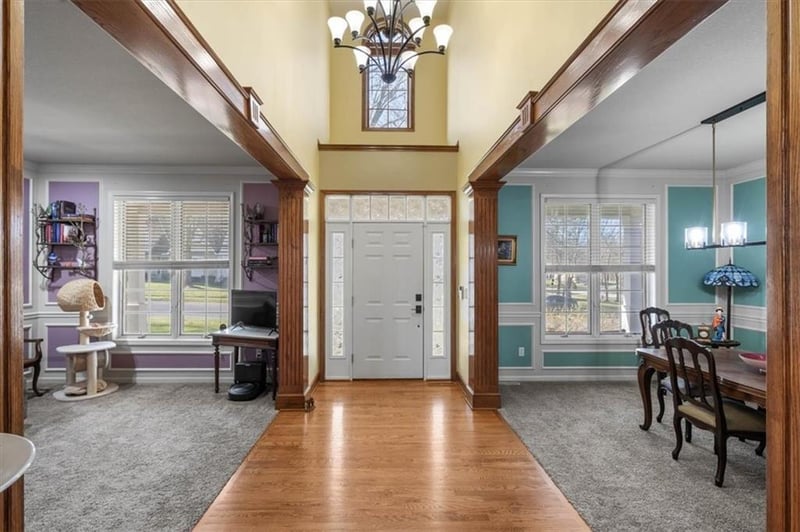 2219 Park Ave, Blue Springs, MO 64015