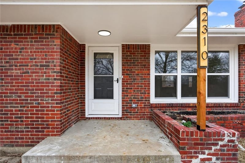 2310 63 St, Kansas City, KS 66104