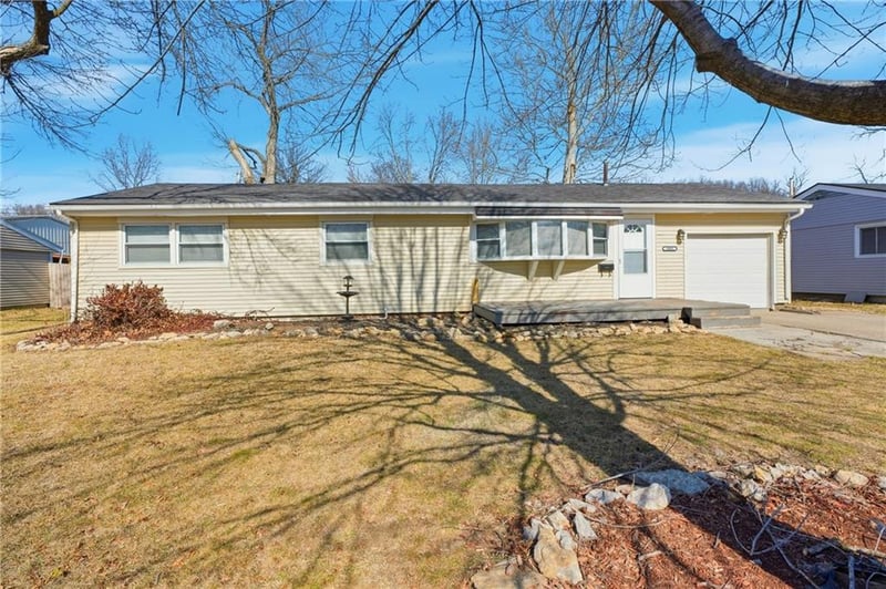 1002 Ne 62nd St N/A, Gladstone, MO 64118