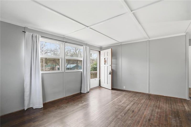 1108 46th Ter, Kansas City, MO 64116