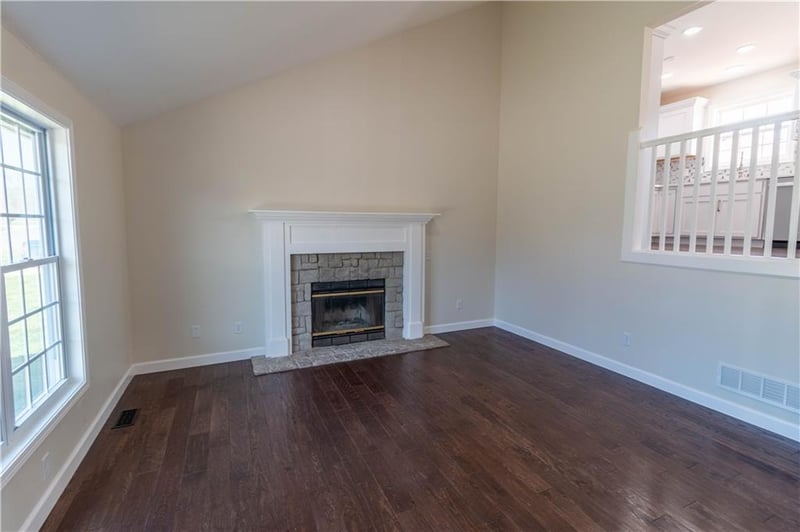 505 Santa Fe Dr, Gower, MO 64454