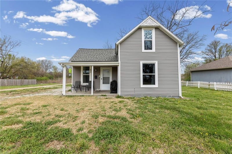 846 Olive St, Ottawa, KS 66067