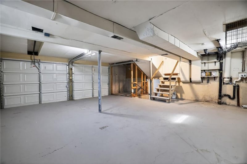 11504 Manchester Ave, Kansas City, MO 64134