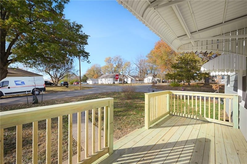 8301 Highland Ave, Kansas City, MO 64131